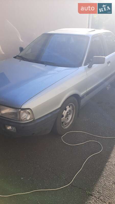 Седан Audi 80 1990 в Черкассах