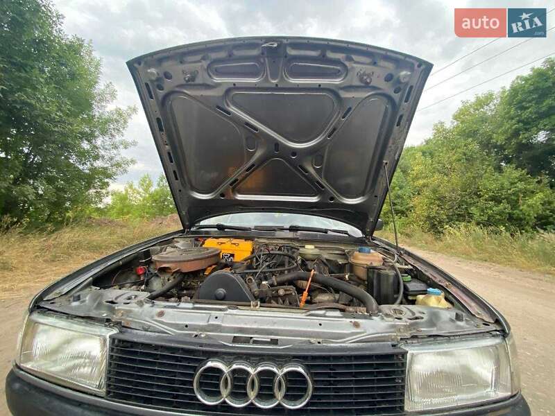Седан Audi 80 1991 в Лебедині