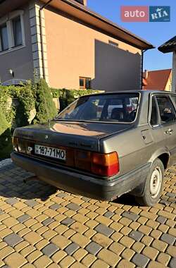 Седан Audi 80 1986 в Черновцах