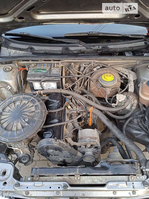 Седан Audi 80 1989 в Чорткове фото 4 Седан Audi 80 1989 в Чорткове