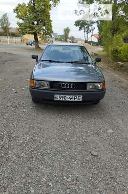 Седан Audi 80 1991 в Виноградові