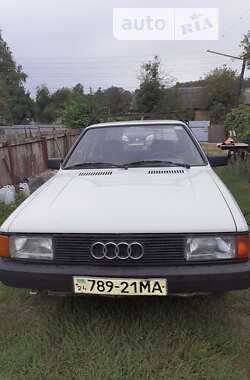 Седан Audi 80 1985 в Смілі