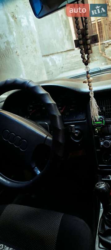 Седан Audi 80 1987 в Полтаве
