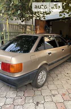 Седан Audi 80 1987 в Сокале