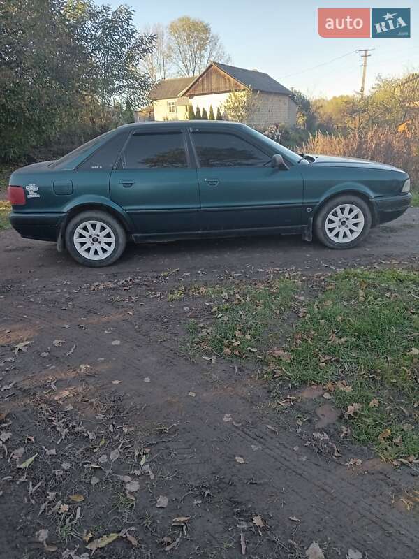 Седан Audi 80 1992 в Бурштыне