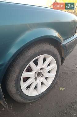 Седан Audi 80 1992 в Бурштыне