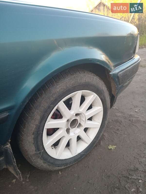 Седан Audi 80 1992 в Бурштыне
