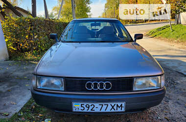 Седан Audi 80 1988 в Віньківцях