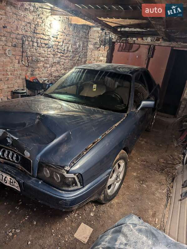 Седан Audi 80 1988 в Бару
