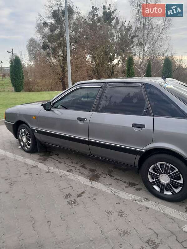 Седан Audi 80 1991 в Дубно
