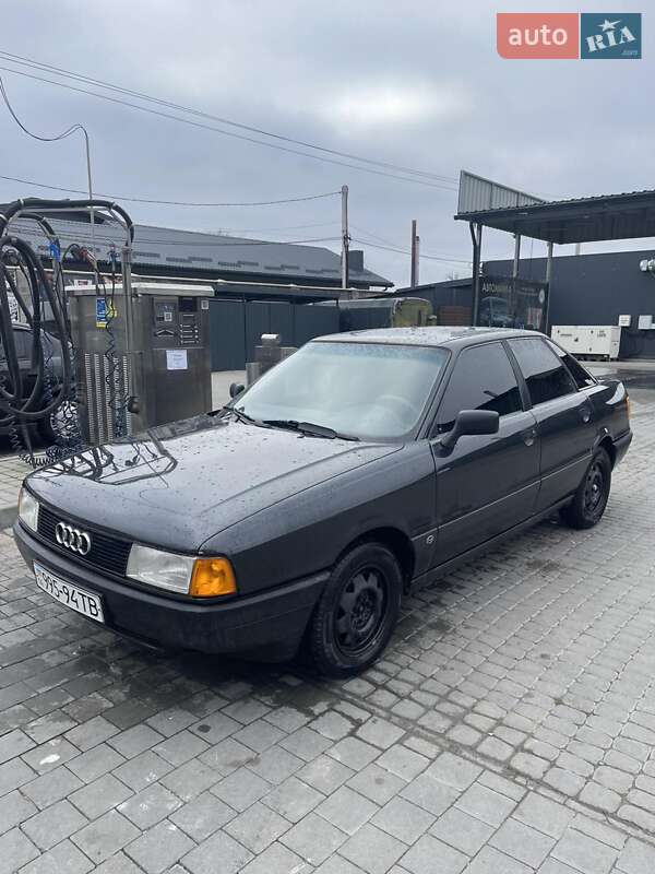 Седан Audi 80 1991 в Новому Яричеві