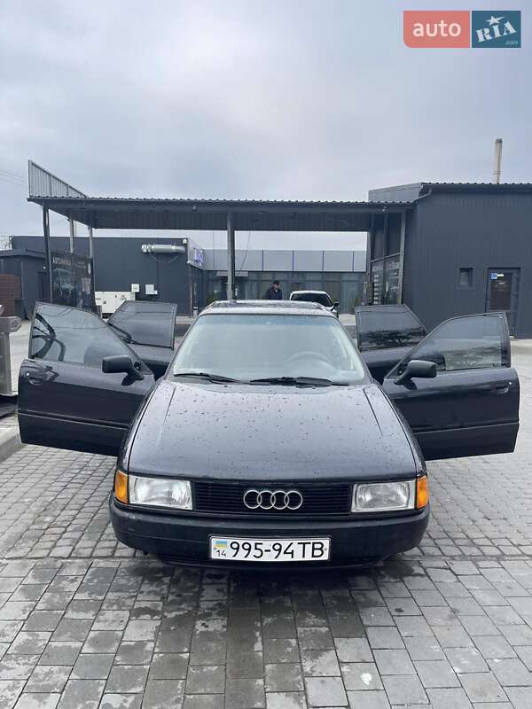 Седан Audi 80 1991 в Новому Яричеві