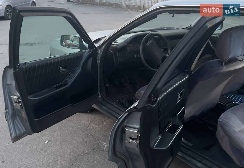 Седан Audi 80 1988 в Киеве
