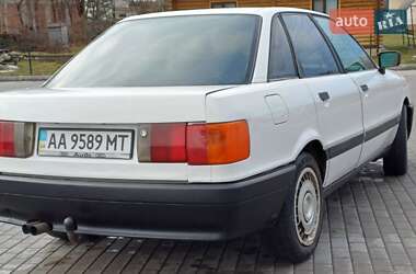 Седан Audi 80 1989 в Бершаді