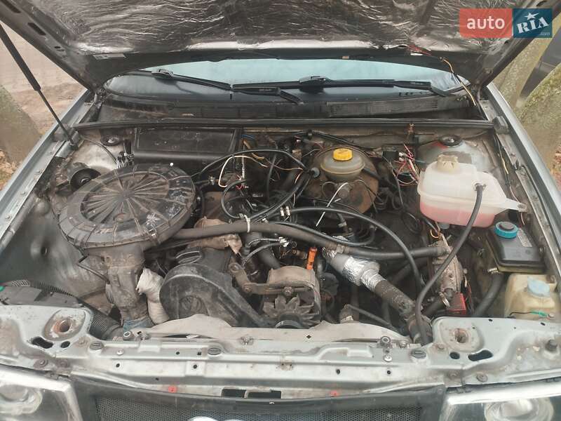 Седан Audi 80 1988 в Сумах