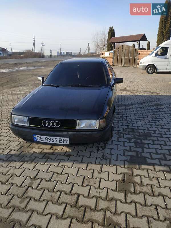 Седан Audi 80 1990 в 