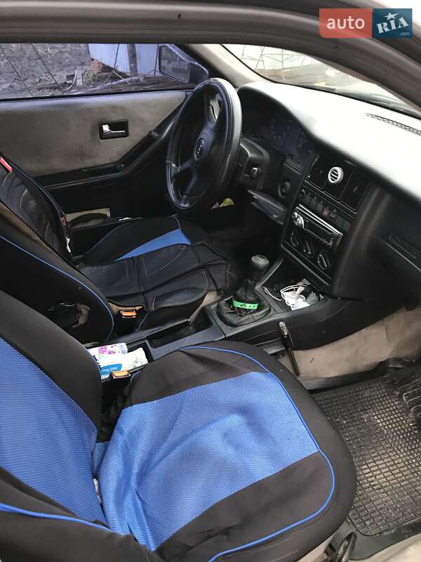 Седан Audi 80 1993 в Киеве фото 10 Седан Audi 80 1993 в Киеве