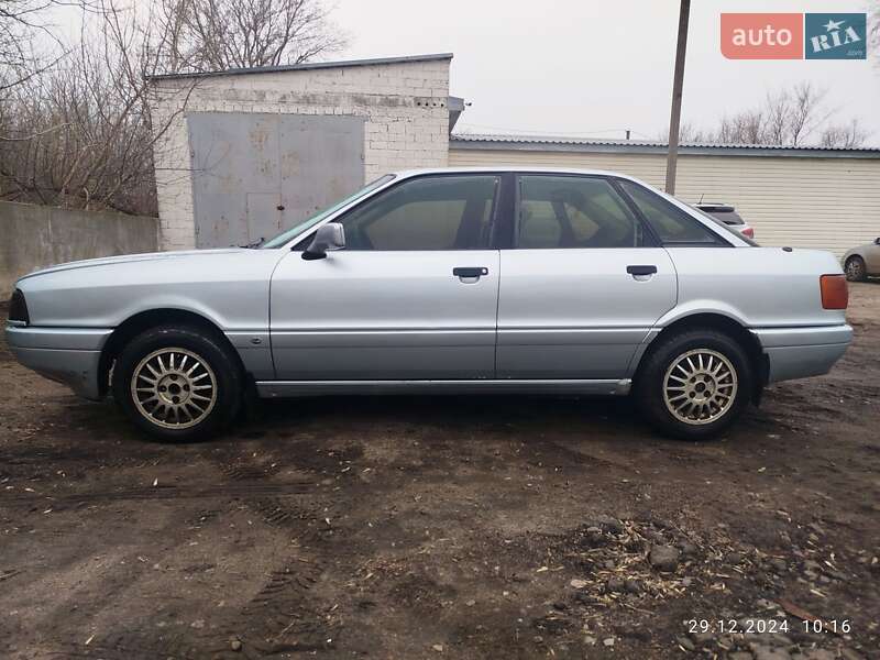 Седан Audi 80 1989 в Високопіллі