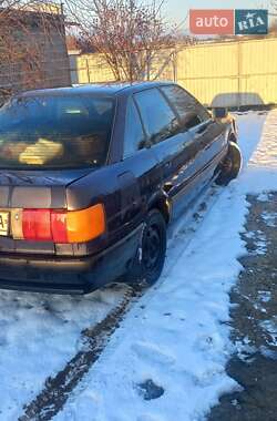 Седан Audi 80 1990 в 