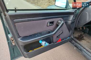 Седан Audi 80 1995 в 