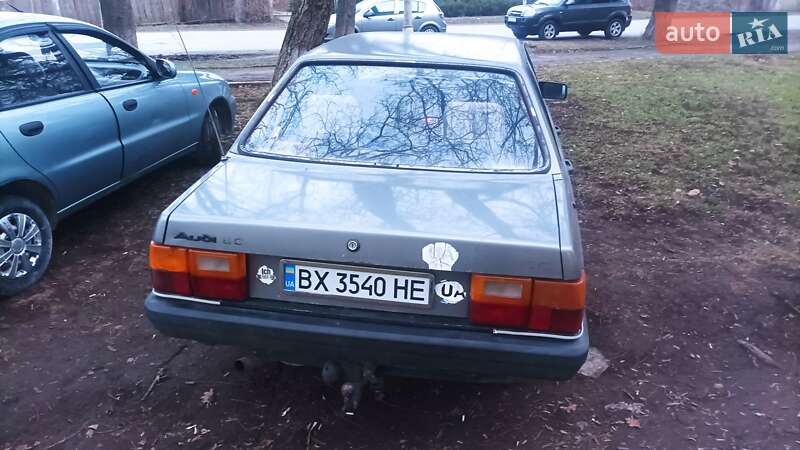 Седан Audi 80 1986 в Каменец-Подольском