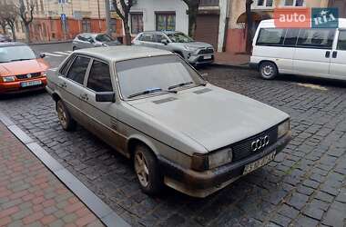 Седан Audi 80 1986 в Черновцах