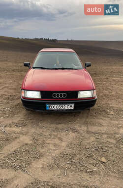 Седан Audi 80 1987 в Городку