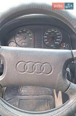 Седан Audi 80 1988 в 