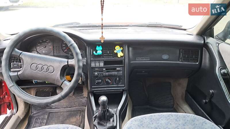 Седан Audi 80 1988 в Сколе