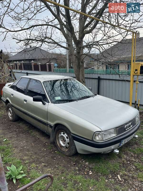 Седан Audi 80 1988 в 