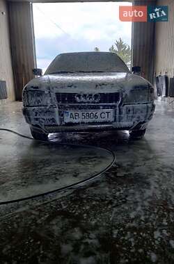 Седан Audi 80 1990 в 