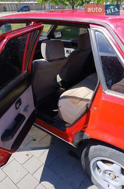 Седан Audi 80 1985 в 