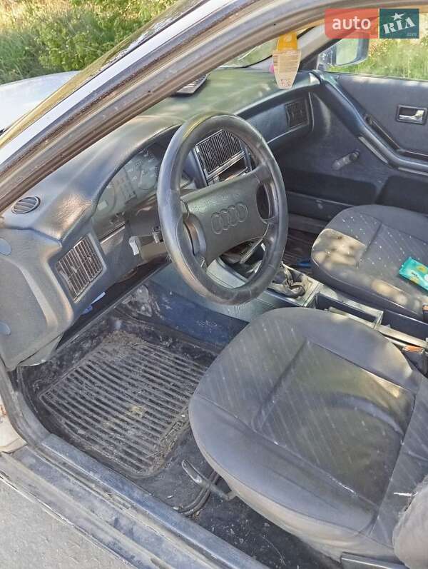 Седан Audi 80 1989 в 