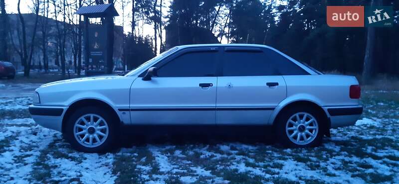 Седан Audi 80 1993 в Лебедині