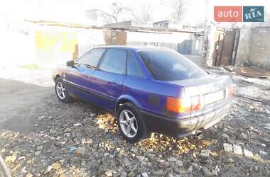 Седан Audi 80 1987 в 
