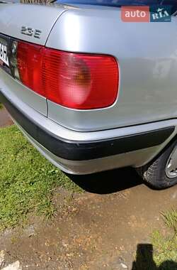 Седан Audi 80 1993 в 