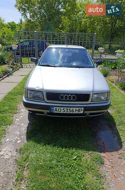 Седан Audi 80 1993 в Берегово