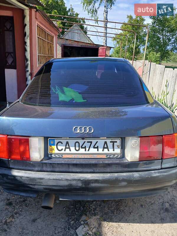 Седан Audi 80 1987 в Черкасах фото 3 Седан Audi 80 1987 в Черкасах