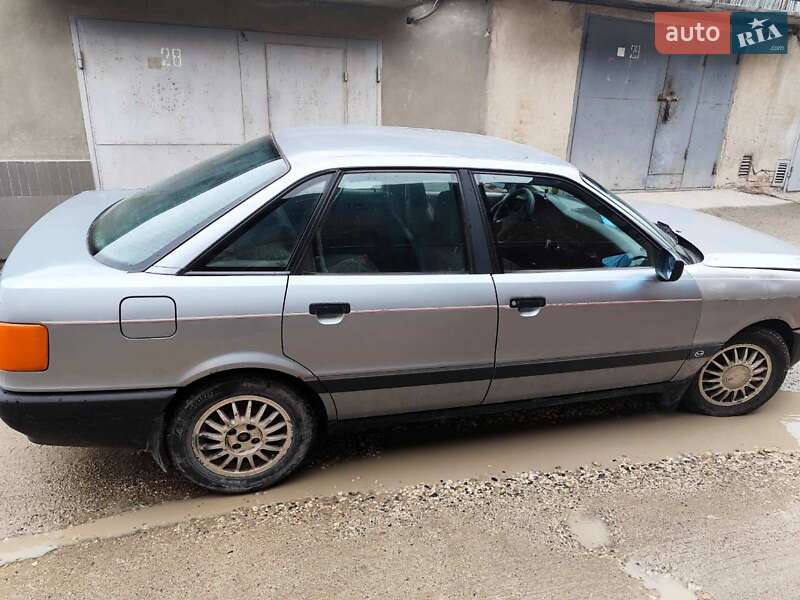 Седан Audi 80 1987 в Тернополе