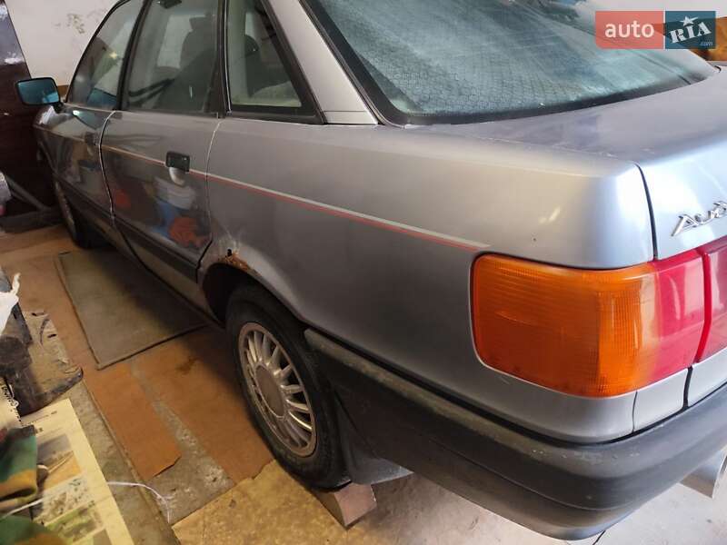 Седан Audi 80 1987 в Тернополе