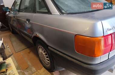 Седан Audi 80 1987 в 