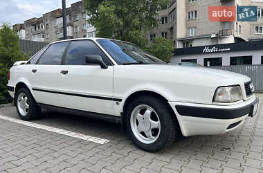 Седан Audi 80 1992 в Черновцах