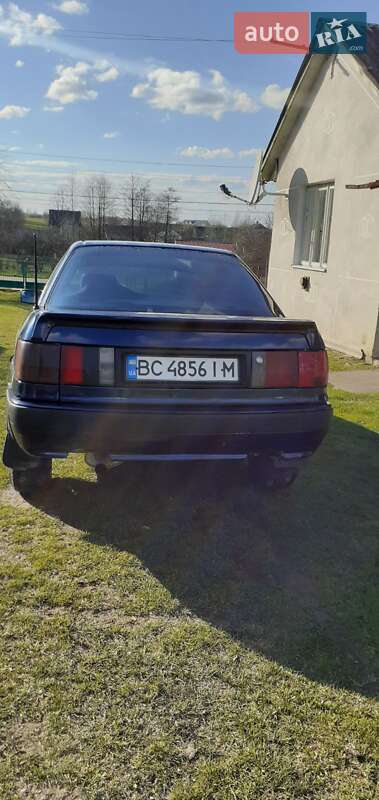 Седан Audi 80 1988 в Яворові