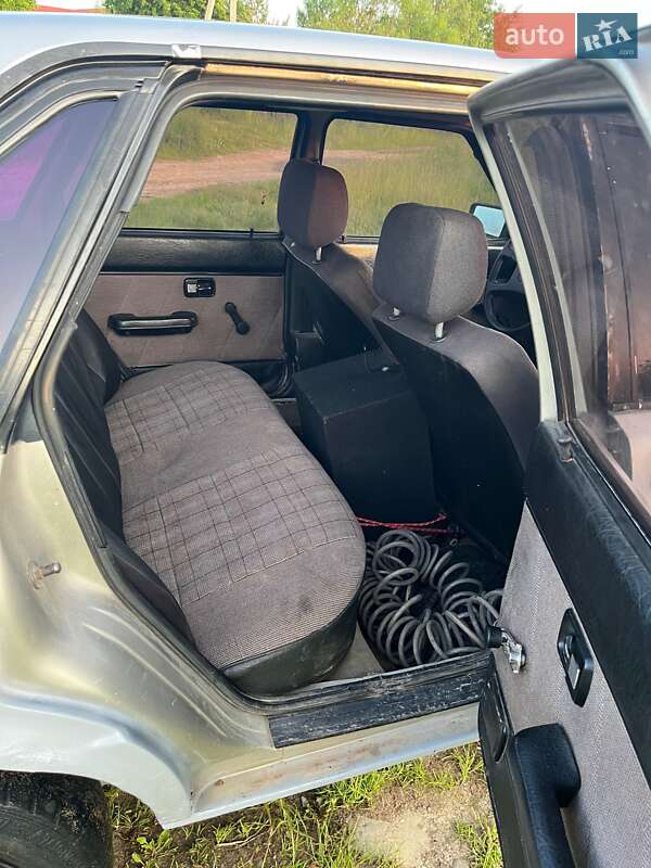Седан Audi 80 1986 в Калуші