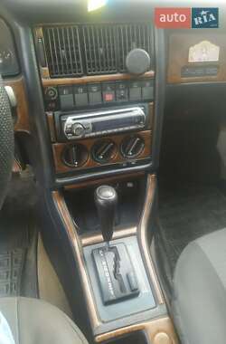 Седан Audi 80 1994 в 