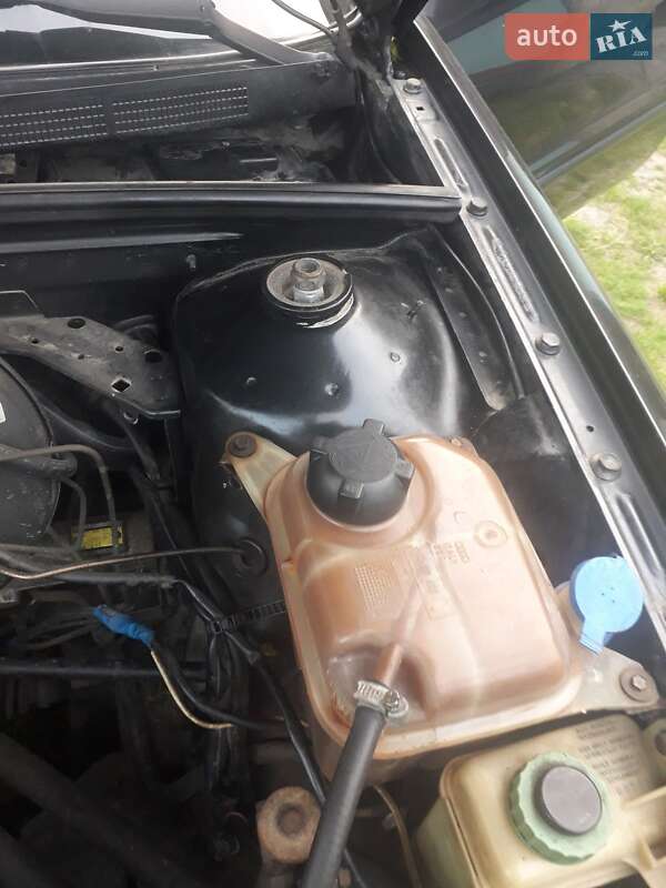 Універсал Audi 80 1993 в Косові