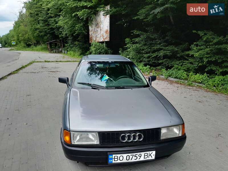 Седан Audi 80 1987 в Кременці