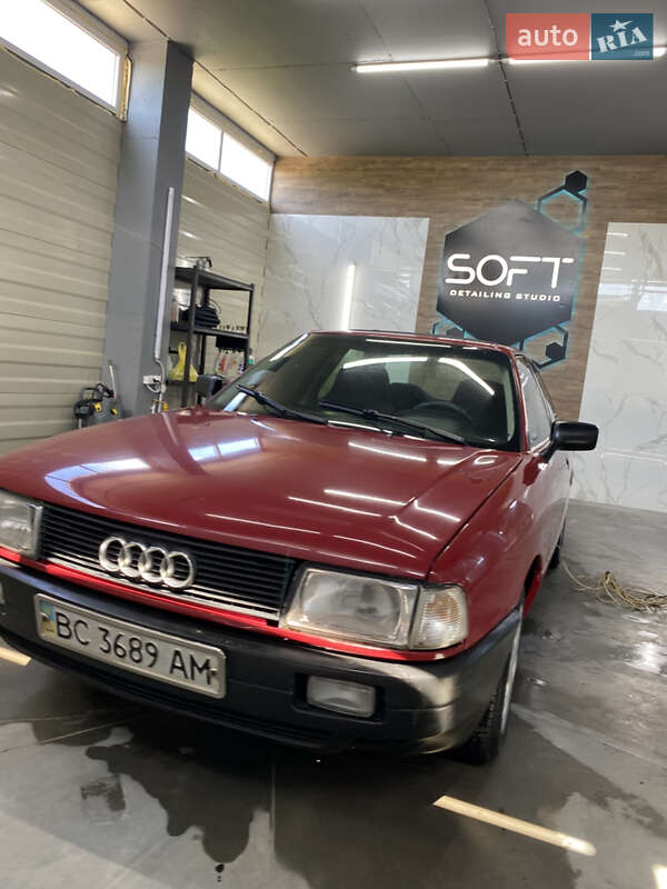Седан Audi 80 1987 в Львові
