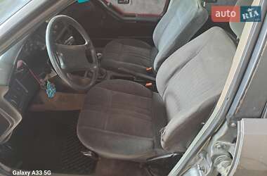 Седан Audi 80 1989 в Виноградові