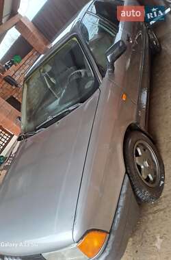 Седан Audi 80 1989 в Виноградові